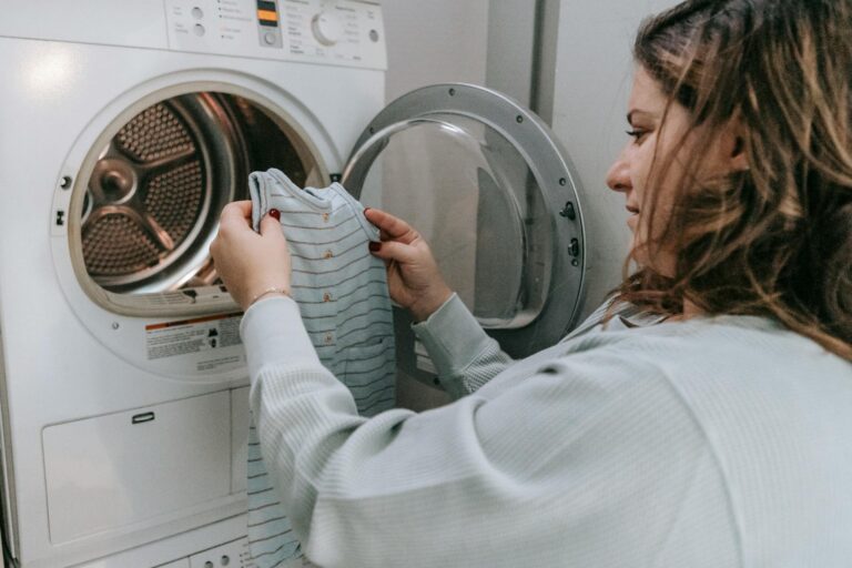 Acessórios e produtos que potencializam a lavagem em máquinas lava e seca